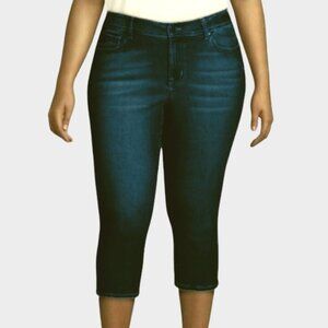 Lane Bryant Low Rise Super Stretch Capri Jeans 18